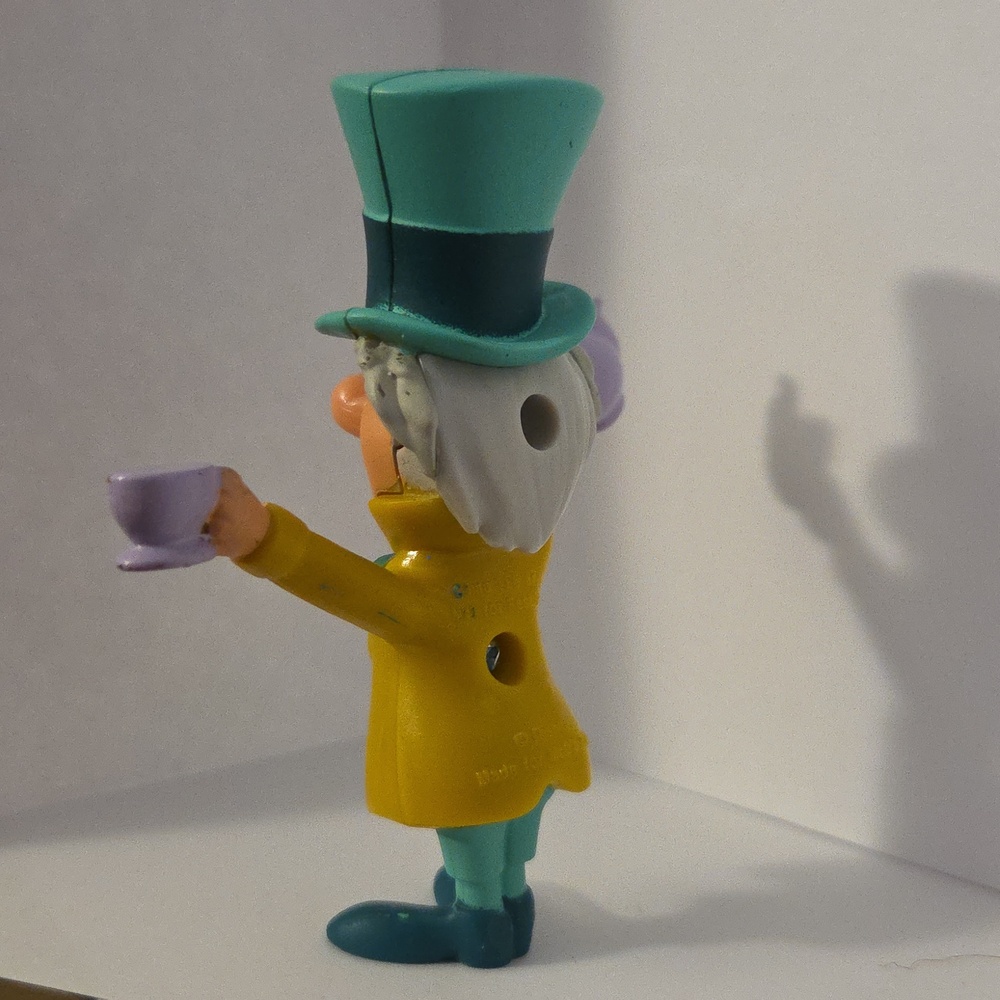 10/$10 Mad Hatter-Inspired Teapot Party Figurine - Picture 2 of 4